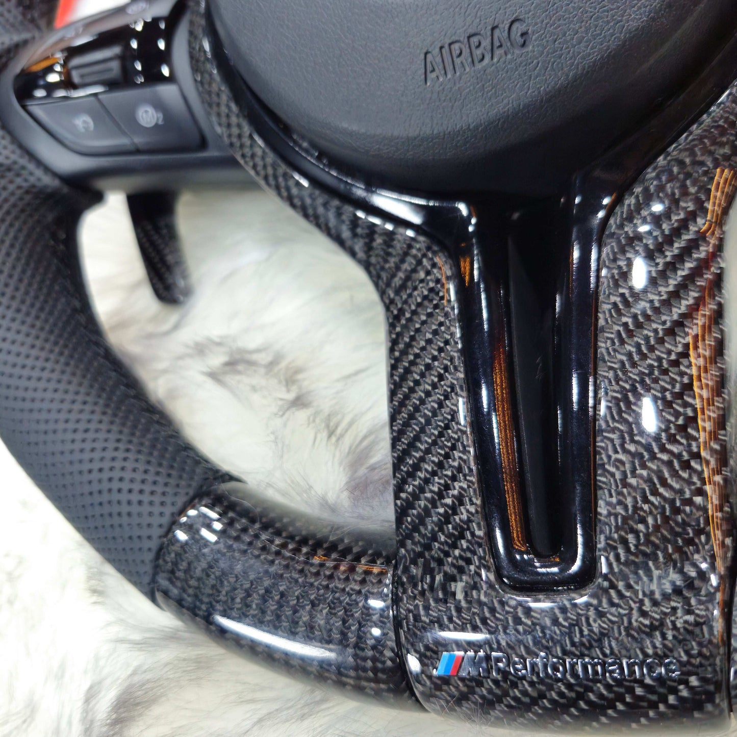 Bottom Round Carbon Steering Wheel with Led for BMW F series left bottom side
