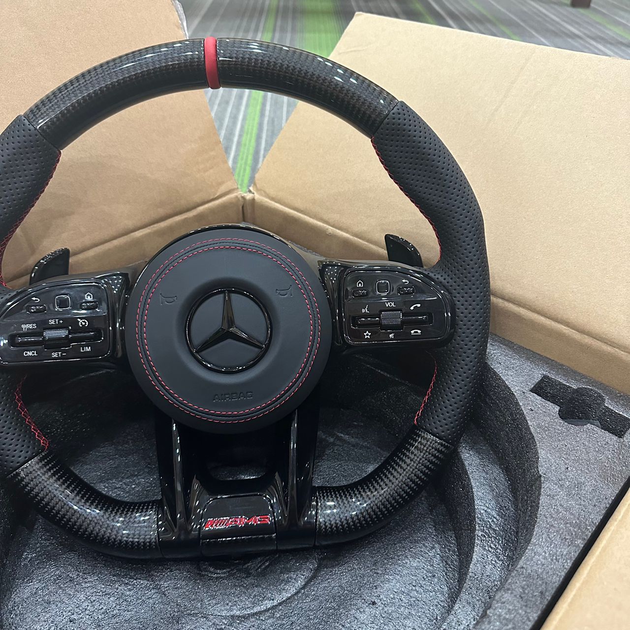 Auto Steering Wheel For Mercedes-Benz E300 W204 W205 W211 W212 W213 W218 A C E G GLE S Class Old Upgrade New Steering Wheel