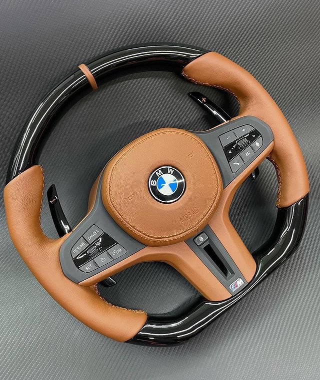 Customized Orange Leather Carbon Fiber Steering Wheel For BMW G Series and M5