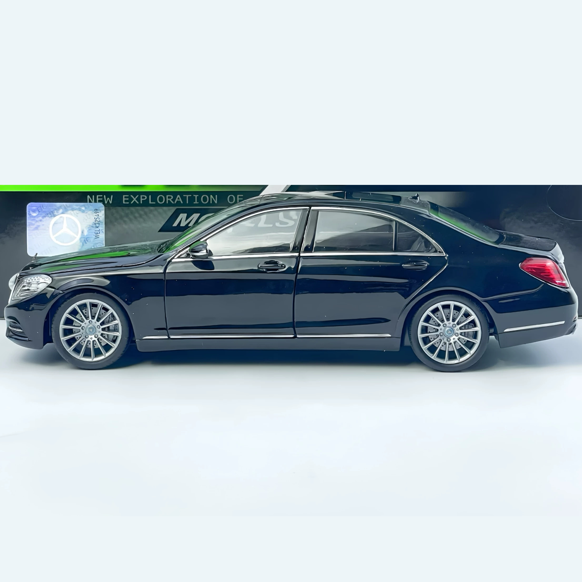Custom License Plate 1:24 Mercedes-Benz S-Class Simulation Alloy Car Model
