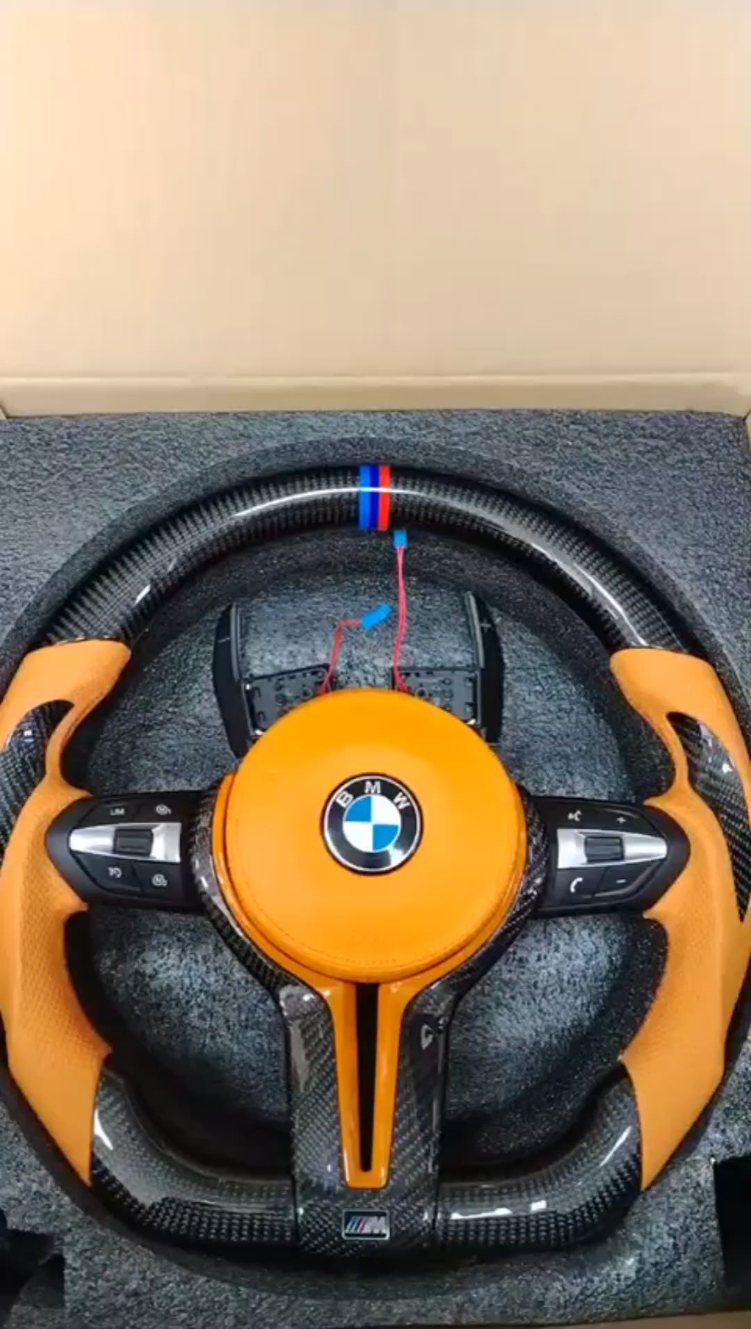 For BMW F10 F30 and F Series Fit Orange Leather Car Steering Wheel Carbon Fiber Steering Wheel
