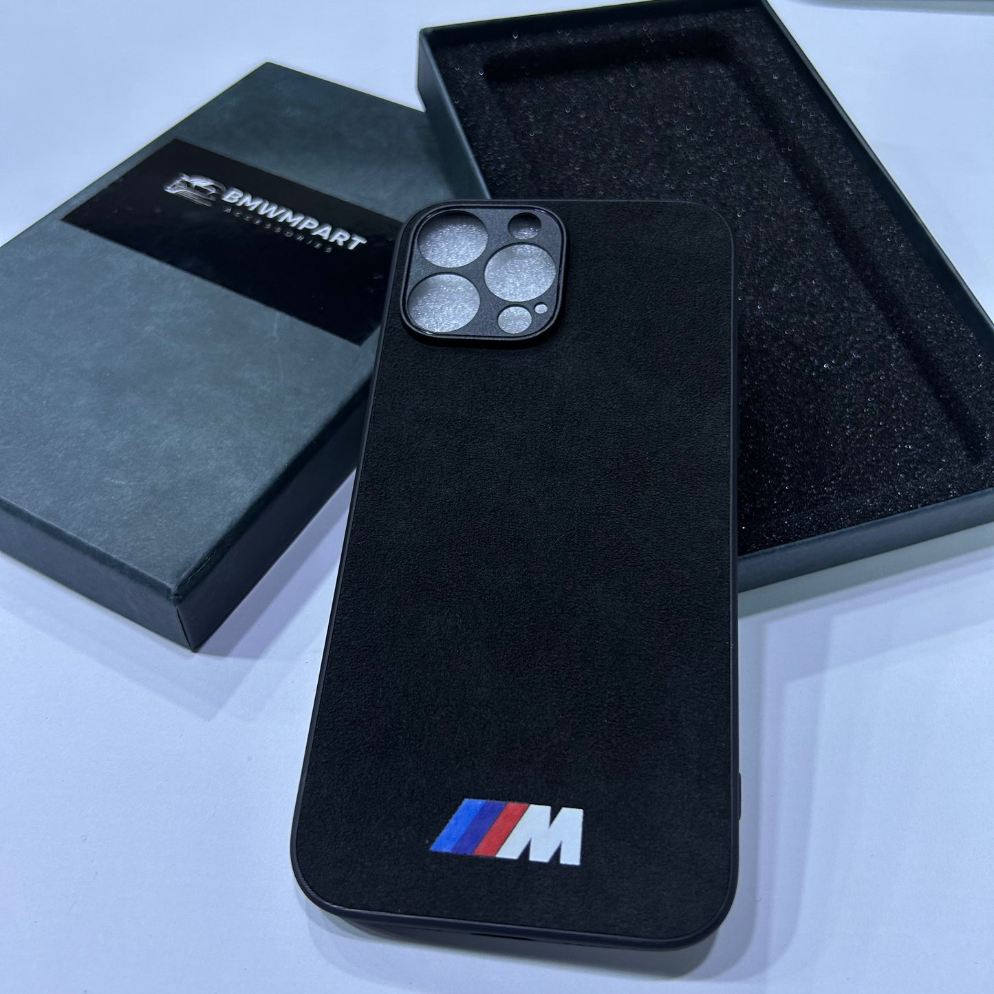 Custodia BMW M Alcantara per modelli iPhone