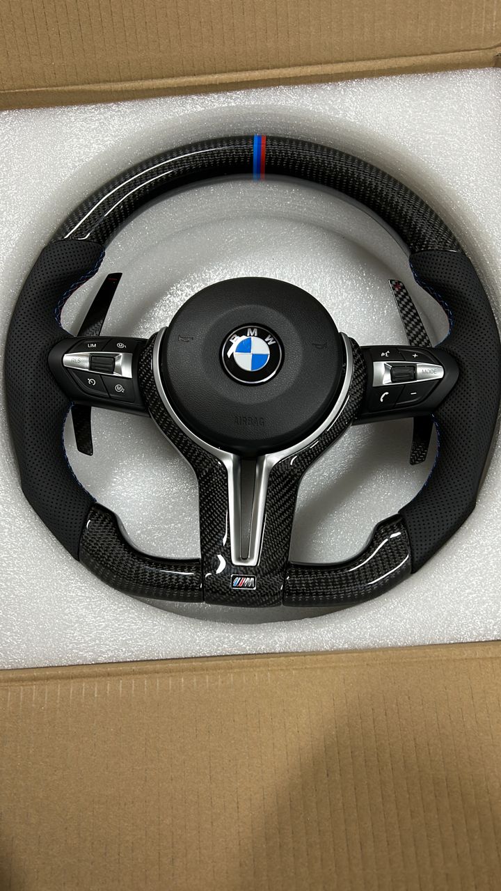 Fit For BMW M2 M3 M4 M5 F01 F07 F10 F12 F15 F16 F18 F20 F22 F82 F30 F32 F36 M Performance with Carbon Fiber Shift Paddle Steering Wheel