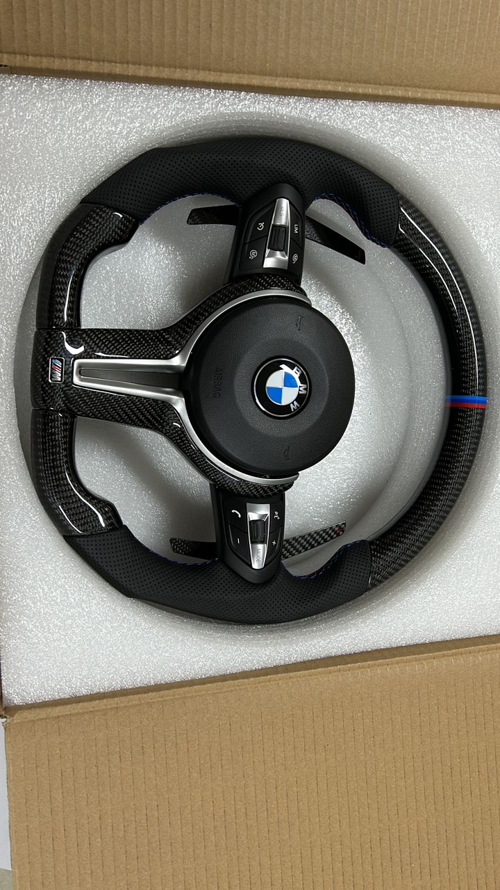 Fit For BMW M2 M3 M4 M5 F01 F07 F10 F12 F15 F16 F18 F20 F22 F82 F30 F32 F36 M Performance with Carbon Fiber Shift Paddle Steering Wheel